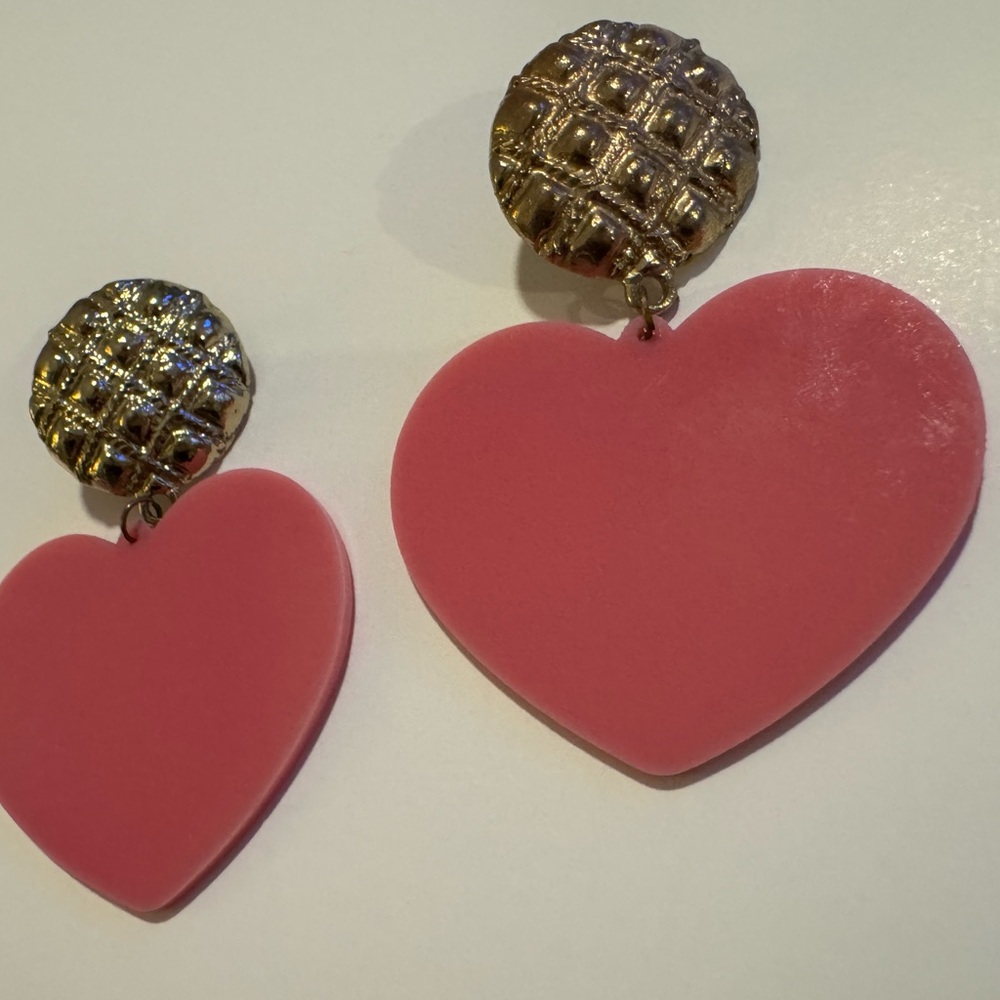 1990’s style statement Pink Heart Drop Earrings